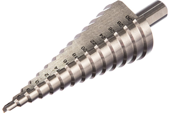 Сверло по металлу ступенчатое Stayer 29660-4-30-14, 4-30 мм, 14 ступеней, трехгранный хвостовик, Р4М2