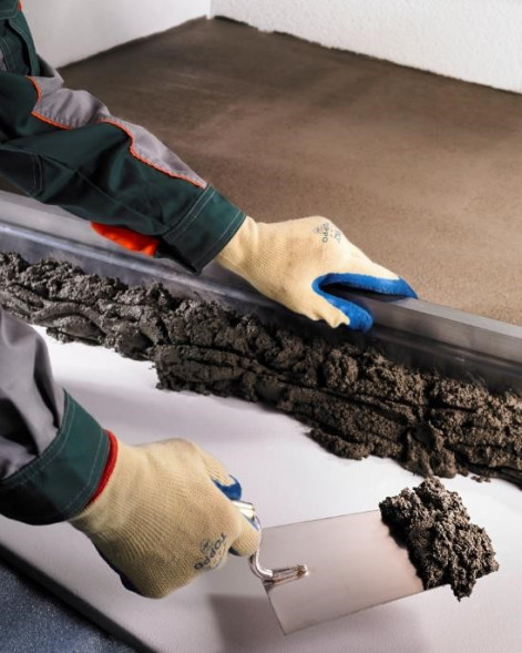 Стяжка пола цементная базовая армированная Основит Стартолайн FC40, 25 кг